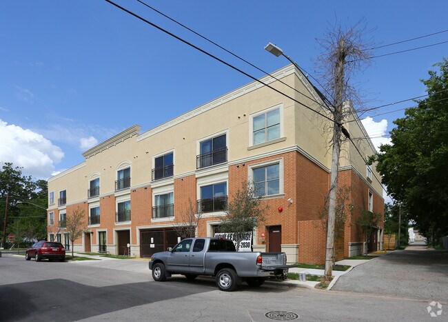 Seville on 4th Street - Seville Uptown