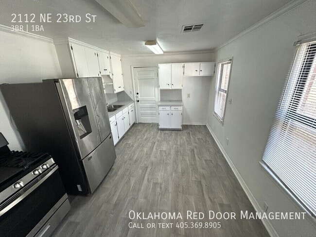 Photo - 2112 NE 23rd St