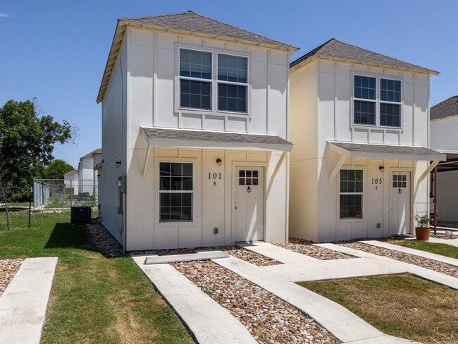 Building Photo - 230 Debus Dr Unit 101