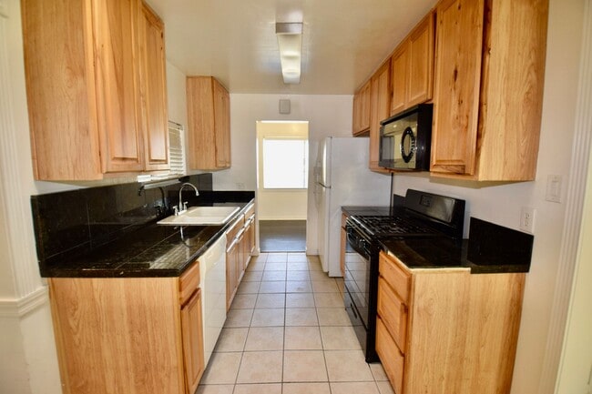 Photo - Cute 3 bedroom 2 bath Mesa home!