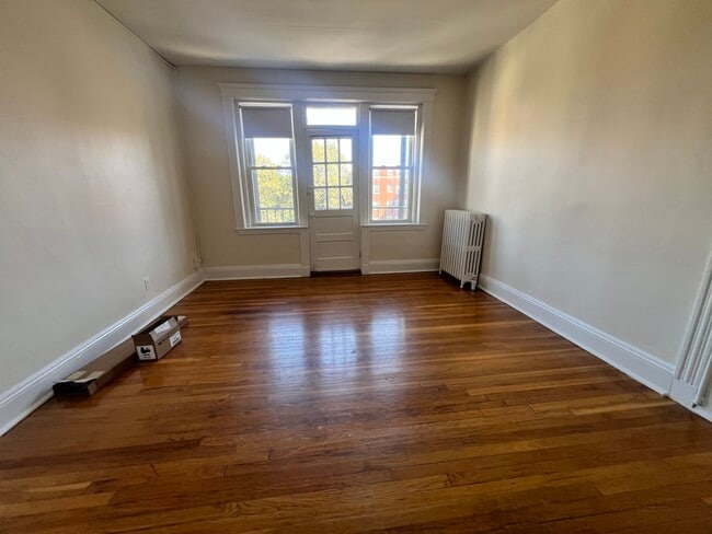 Building Photo - 122 Washington St Unit 56