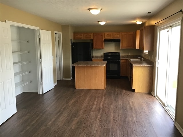 Photo - 14077 Wheeling Ct