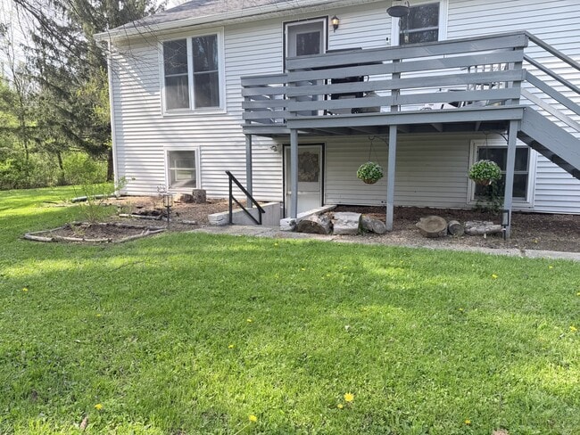 Photo - 33 Meadowlark Dr Unit 33 - Lower