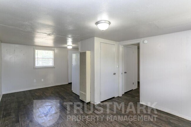 Photo - 404b Hill St Unidad B