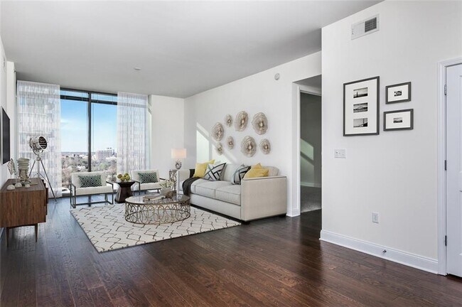 Photo - 270 17th St NW Unidad 1410