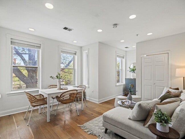 Photo - 115 Rhode Island Ave NW Unidad 3