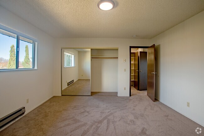 1BR, 1BA - Villa Collina Apartments