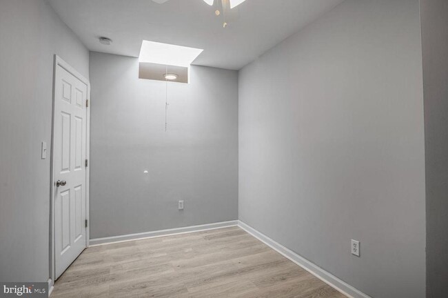 Photo - 1684 Darley Ave Casa Adosada