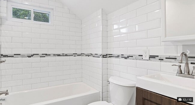 7 Monroe St Unit 2