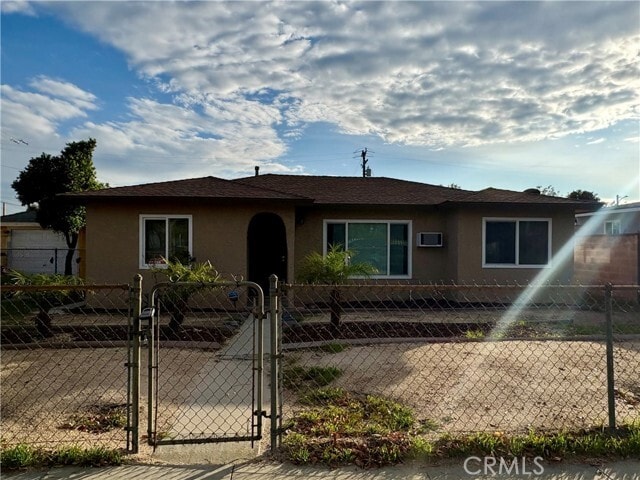 Building Photo - 1486 Salina St