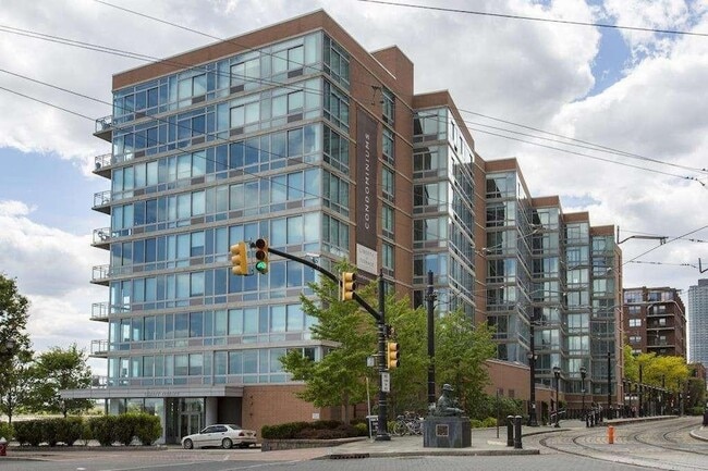 25 Hudson St Unit 501