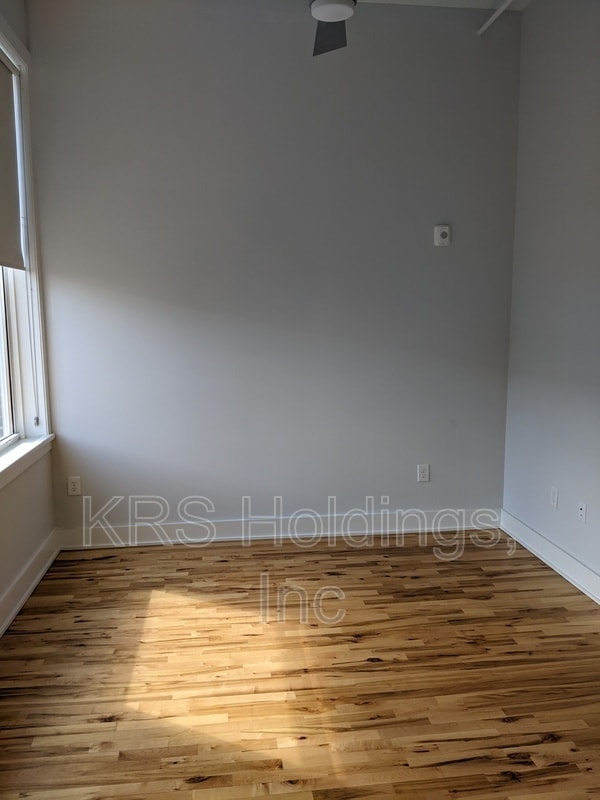 Photo - Betsy Town Flats