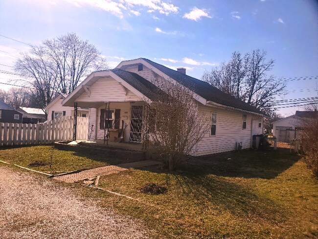 Photo - 1533 Prairie St House
