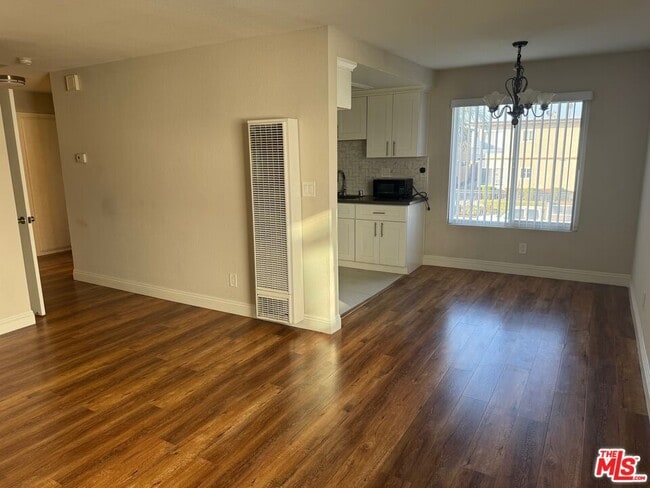 Photo - 1616 W 206th St Unit 2