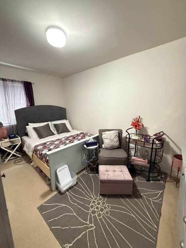 Photo - Jamestown Commons