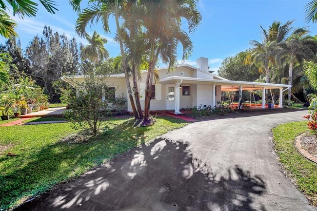 Photo - 100 N Hibiscus Ct