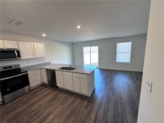 Photo - 536 Pemberton St