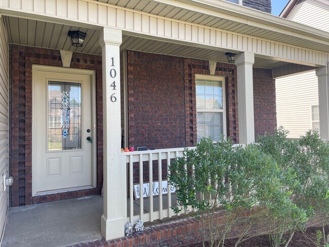 Photo - 1046 Christian James Ct