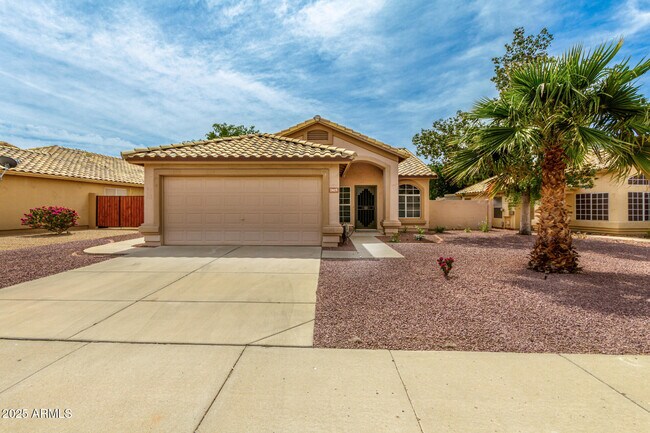 Photo - 7415 W Crest Ln