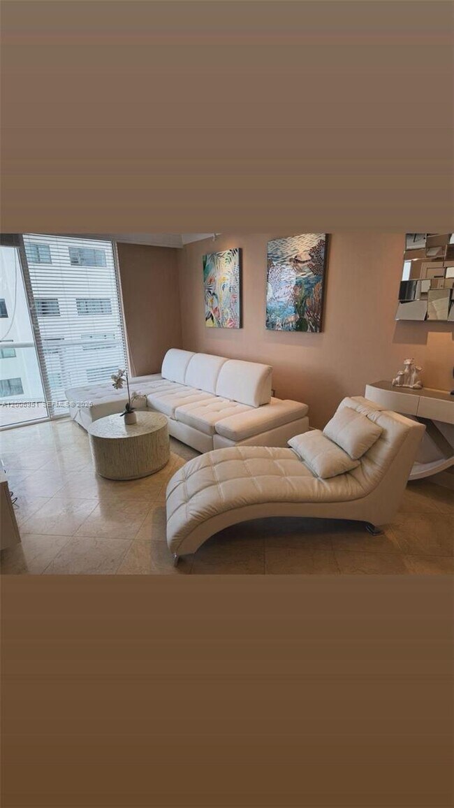 6365 Collins Ave Unit 906