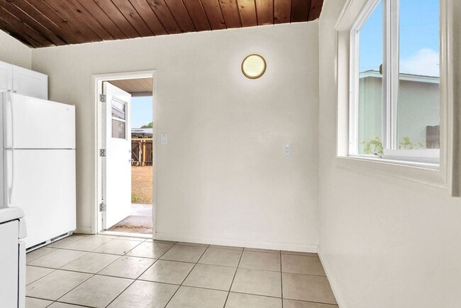 Photo - Clairemont Mesa Blvd 4414-4416 Duplex Unit 4416