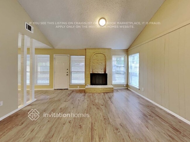 Photo - 5402 Sweetwind Ln