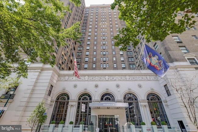 Photo - 1701 Locust St Apartment Unit 2017