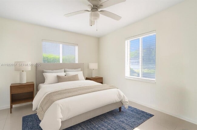 Photo - 729 NE 16th Ave Unit 729C