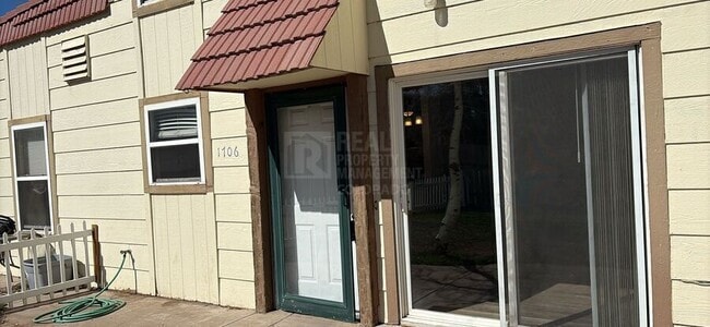 Photo - 1706 E 17th St