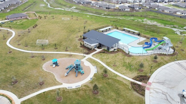 Photo - 7803 Golden Rubia Ln