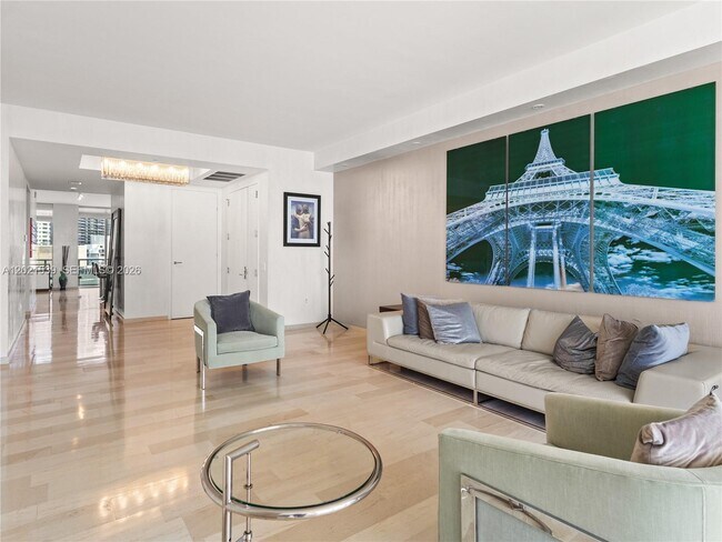 Photo - 1300 Brickell Bay Dr Unit 3701