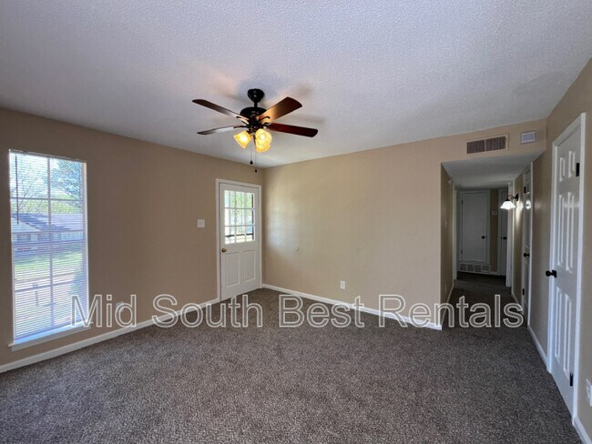 Photo - 4418 Davidcrest Dr