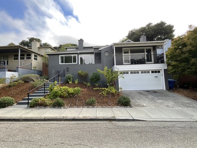 Building Photo - 161 El Bonito Way Rental