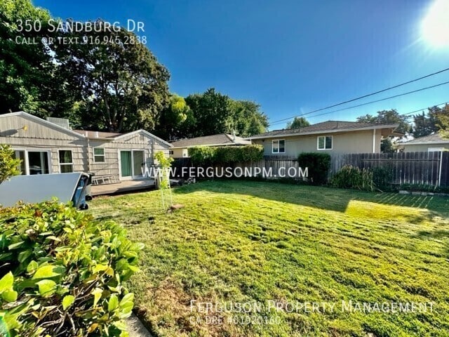 Photo - 350 Sandburg Dr