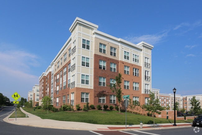 The Mark at Brickyard Apartments For Rent in Beltsville