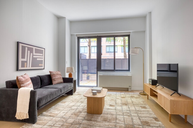 Building Photo - 535 W 23 St Rental