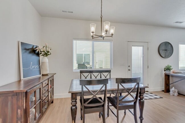 Photo - 2091 W 1675 S