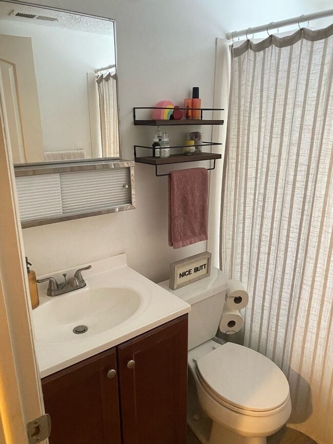Photo - 1B/1B Pet Friendly Apartment South of BYU Unit 116