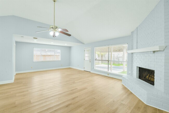 4523 Stallion Brook Ln