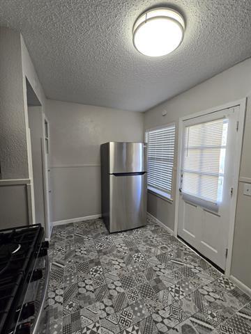 Photo - 4738 El Campo Ave Unidad 8