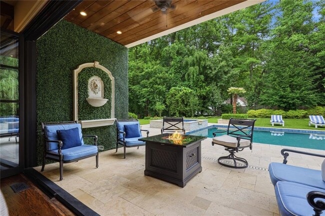 Photo - 5965 Riverside Dr
