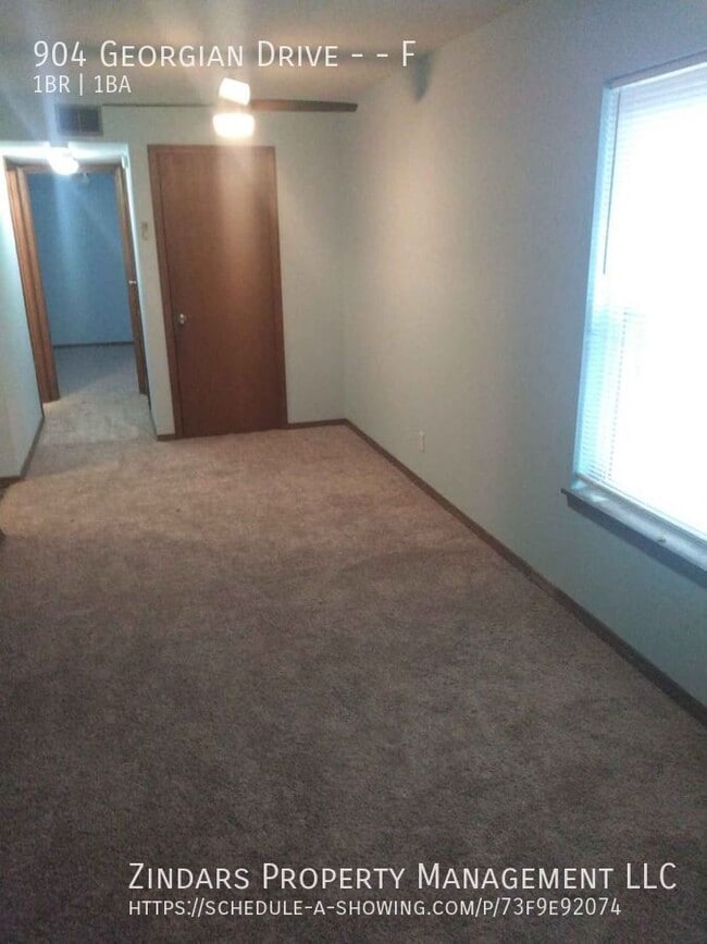 Photo - 904 Georgian Dr Unit F