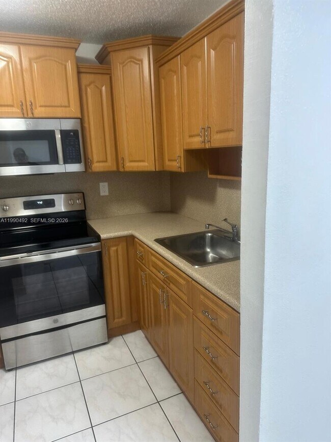 Photo - 2565 W 56th St Unit 209