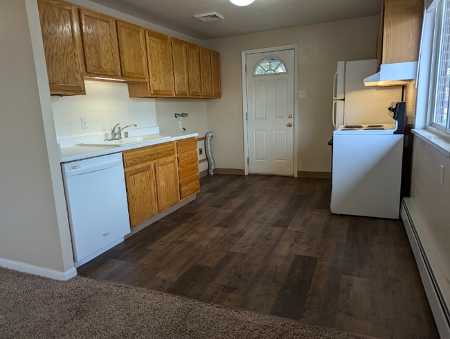 Photo - 720 21st St Apartamento