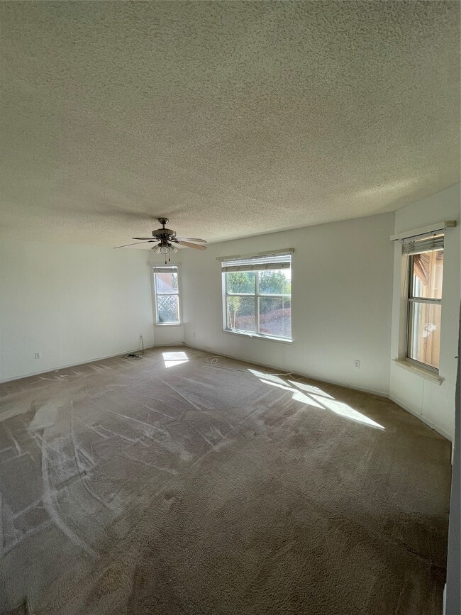 7312 Camino Del Sol Dr