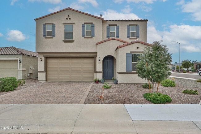 Photo - 509 E Elm Ln