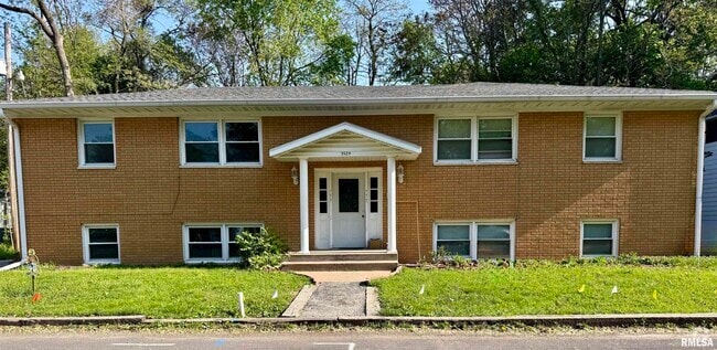 Building Photo - 3529 12th Ave Rental