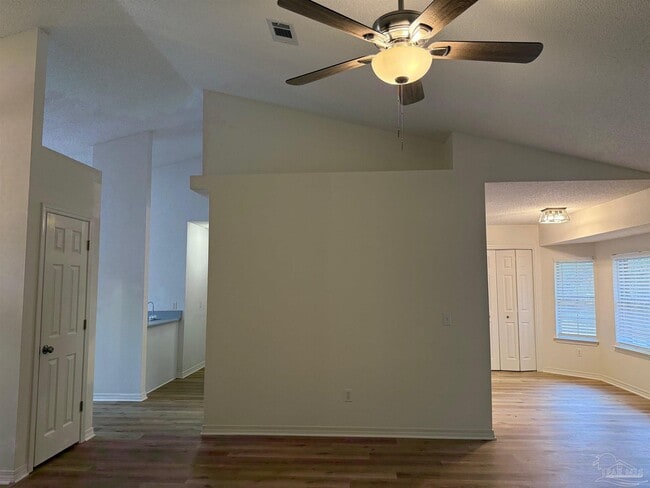 Photo - 1667 Condor Dr