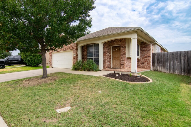 Building Photo - 10960 Hawks Landing Rd Rental