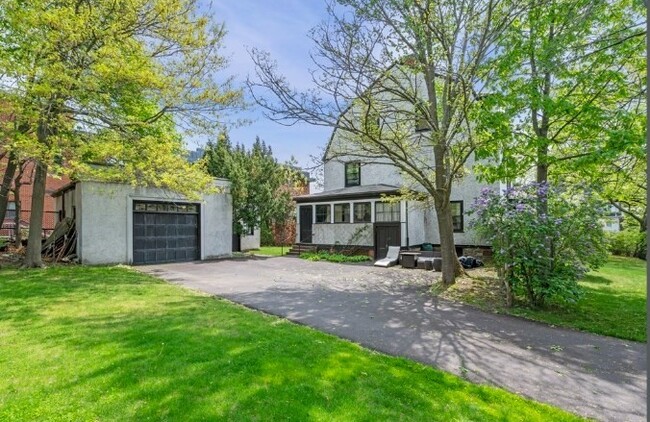Photo - 3 Philbrick Rd